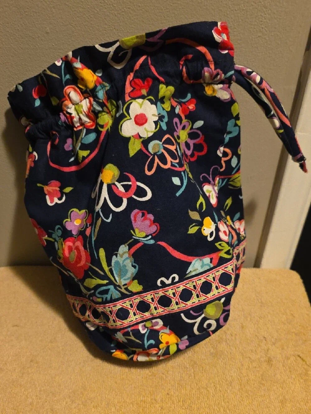 Vera Bradley stylish navy